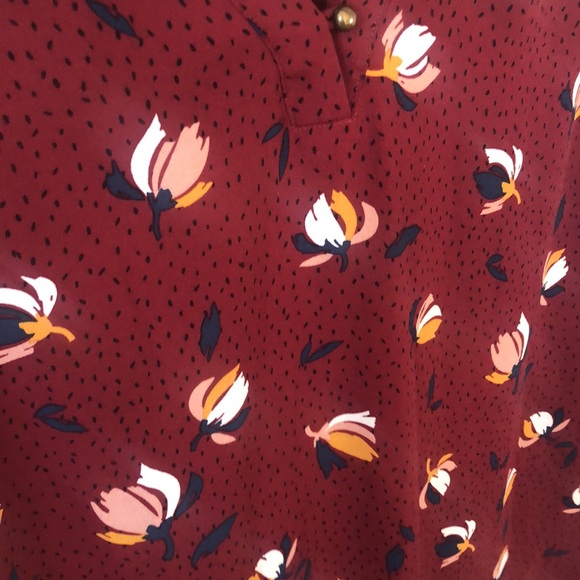 DONATED - Reitmans blouse - Picture 9 of 17